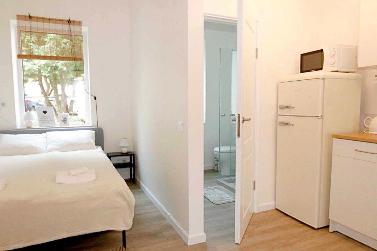 Minimalist Studio Old Town Apartments By Hostlovers Kaunas Buitenkant foto